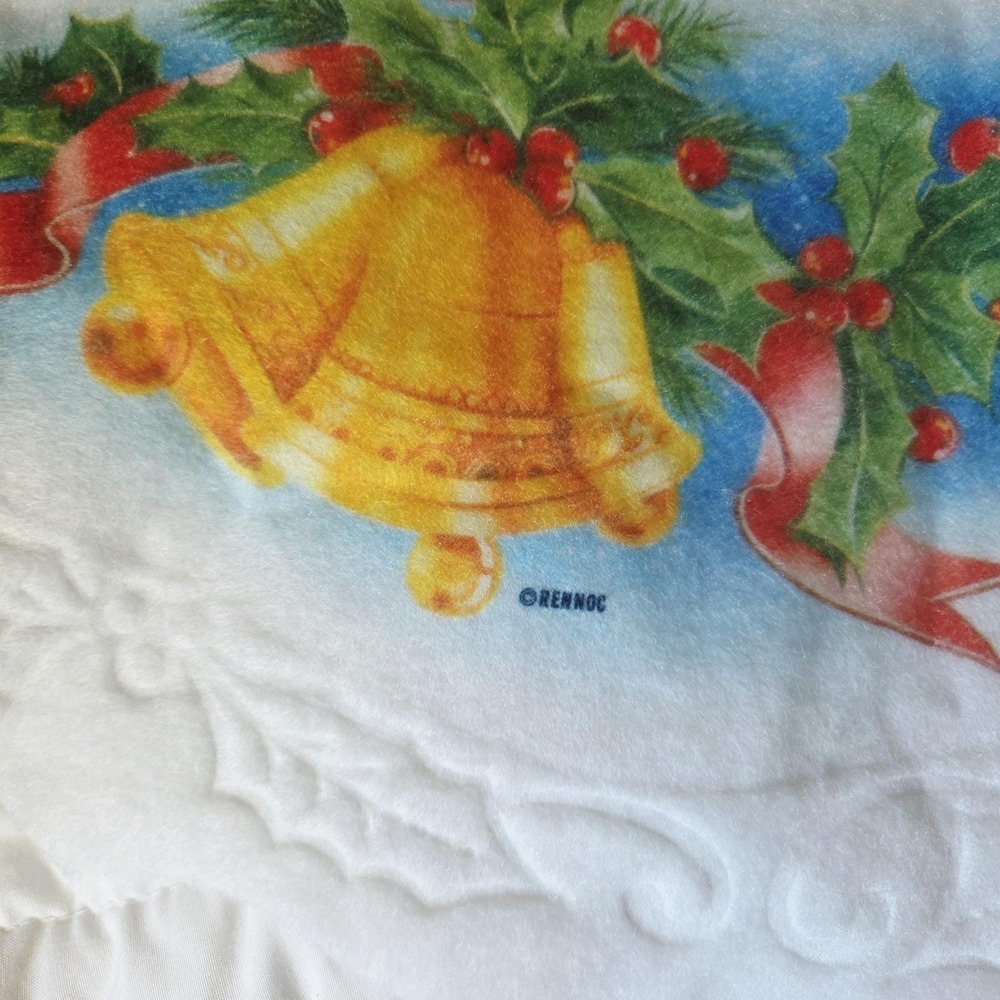 Vintage Rennoc Christmas Tree Skirt Santa Sleigh Reindeer Felt Embossed 34 Inch - Picture 2 of 5